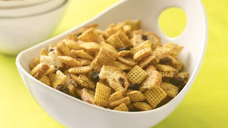 Honey Nut-Raisin Chex® Mix