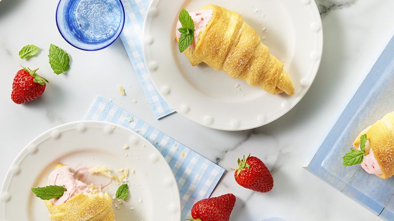 Strawberry Cheesecake Stuffed Crescent Roll Carrots