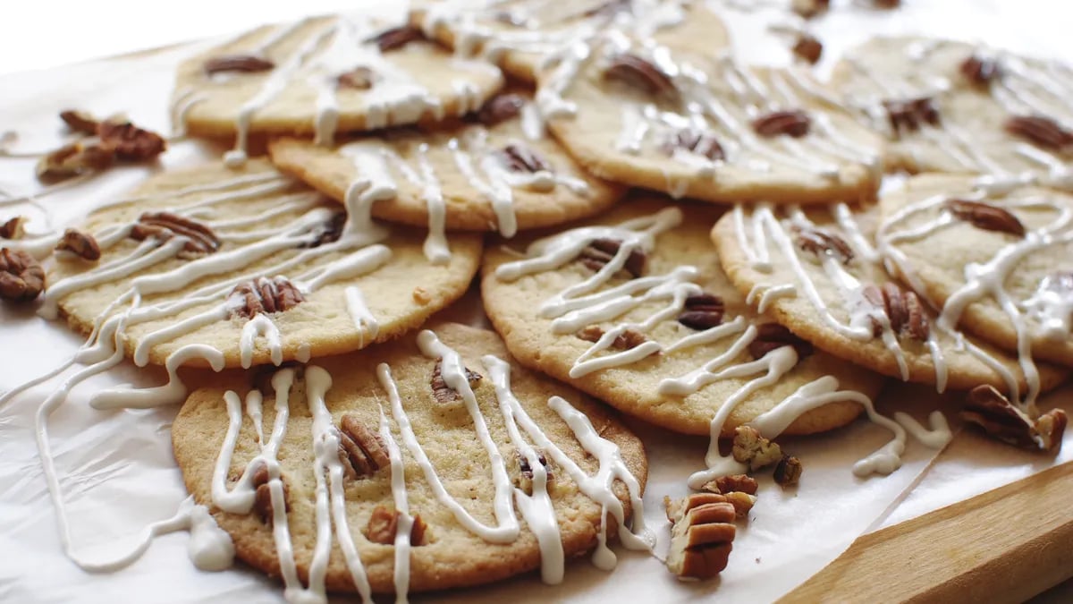 Super Easy Butter-Pecan Cookies