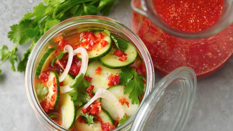 Fresh Sriracha Refrigerator Pickles