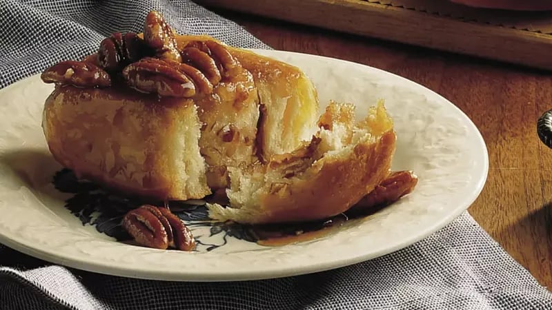 Caramel-Pecan Sticky Rolls (lighter recipe)