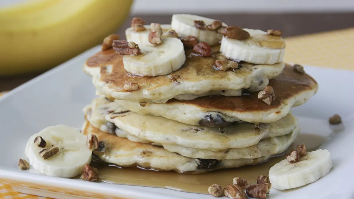 Banana-Chocolate-Pecan Pancakes