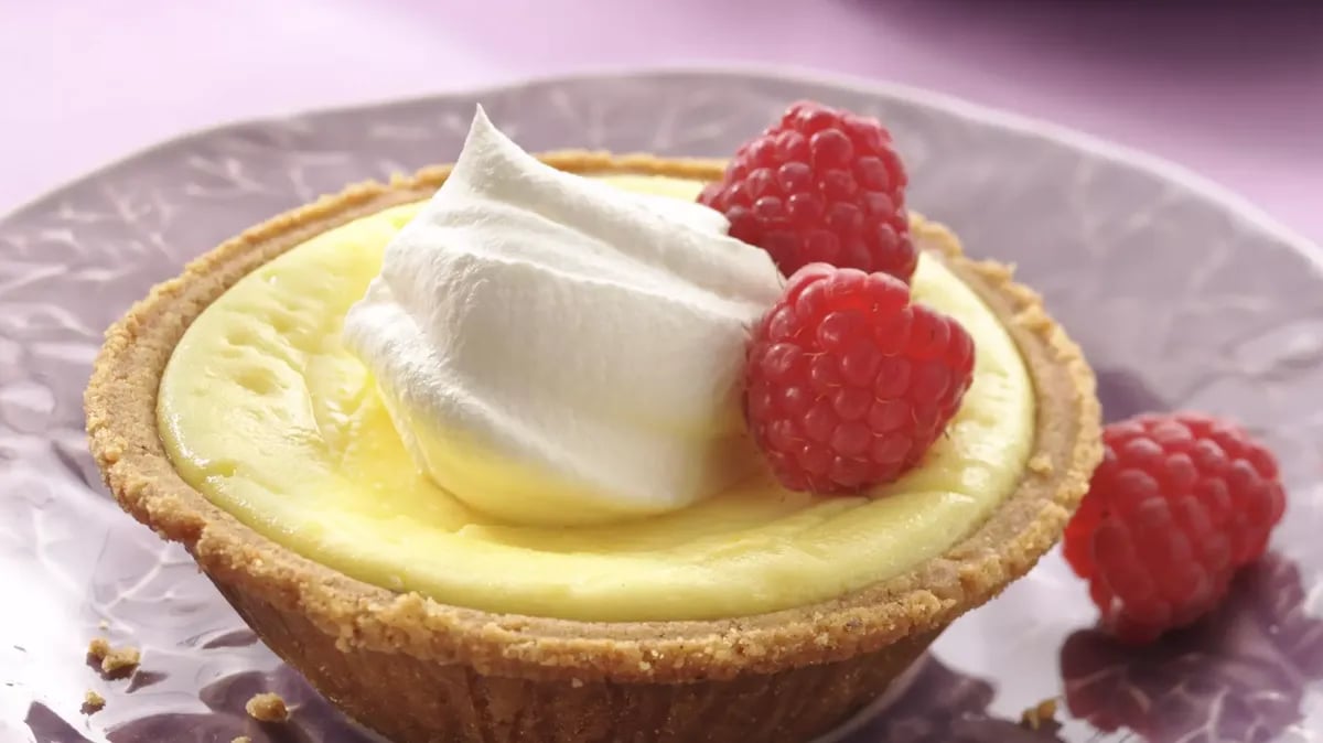 Lemon Cheesecake Tarts