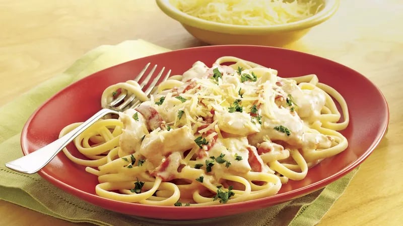 Skinny Chicken Linguine Alfredo