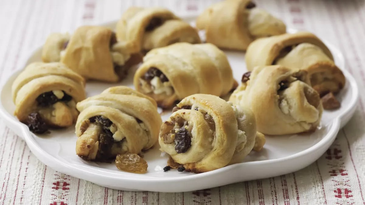 Goat Cheese-Raisin Crescents