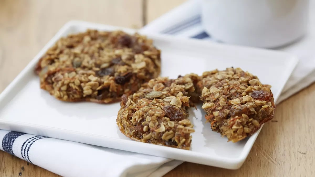 Carrot Cake Breakfast Cookies