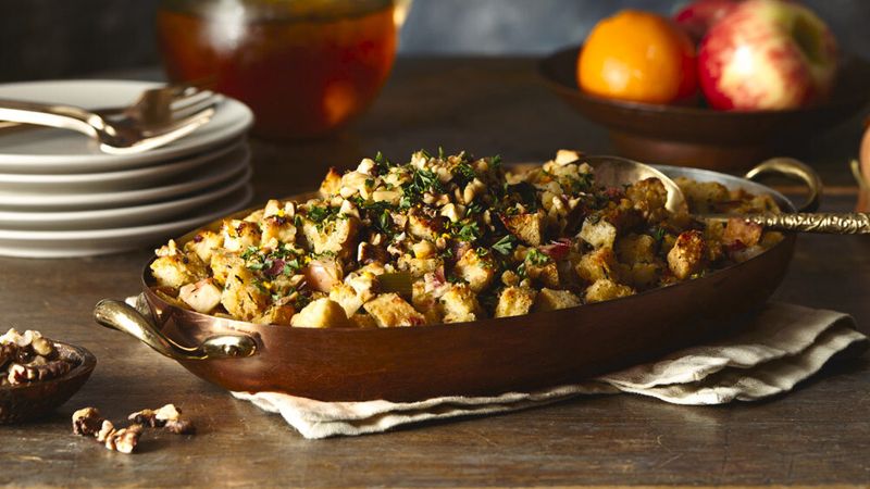 Focaccia Stuffing with Apples and Pancetta