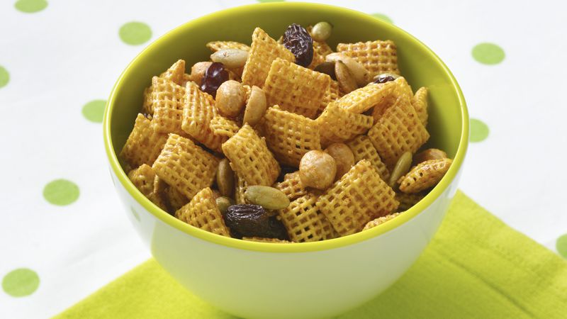 Gluten-Free Sweet and Spicy Honey Nut Chex® Mix