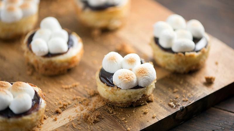 Mini Honey Nut Cheerios™ Cheesecakes Recipe 