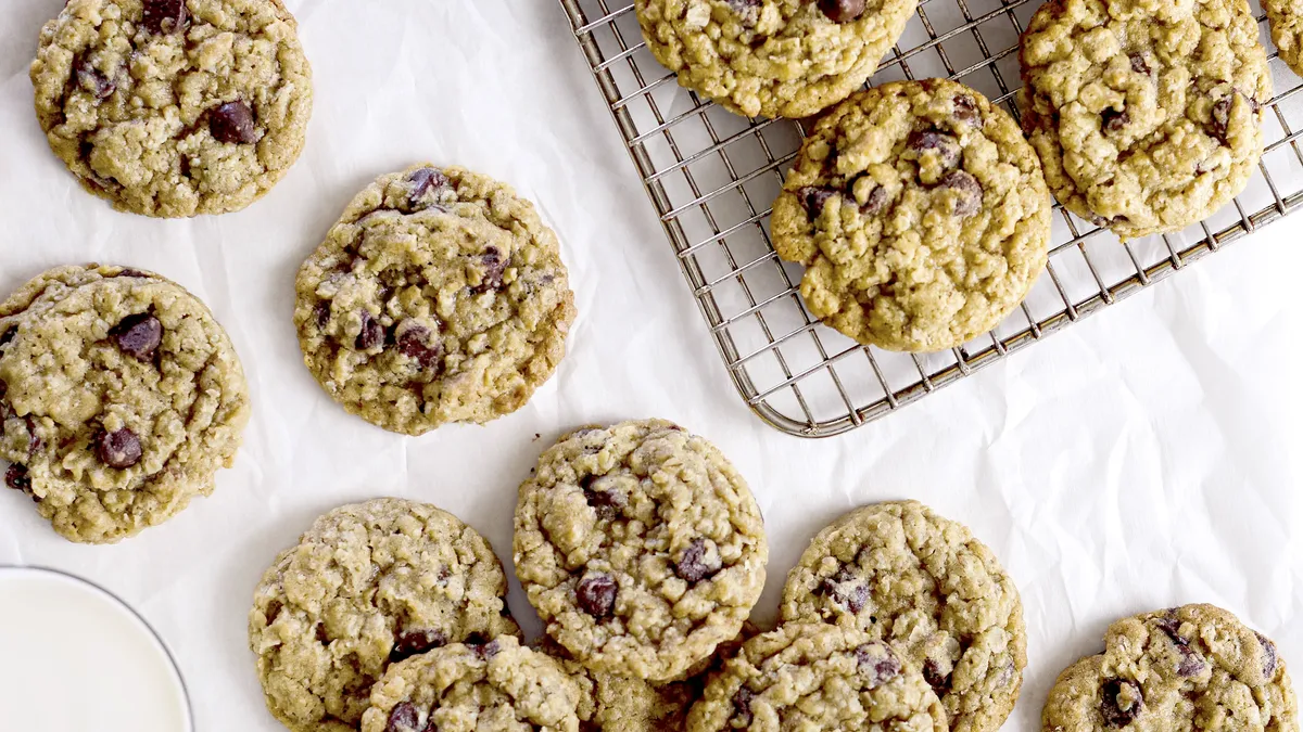 Oatmeal-Chocolate Chip Cookies
