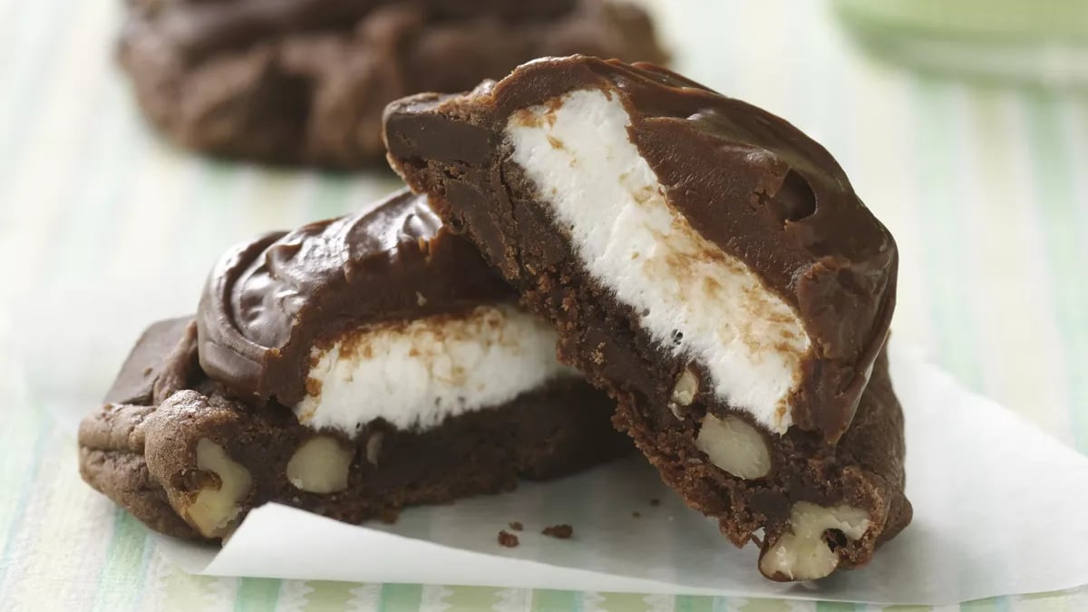 Chocolate-Marshmallow Pillows