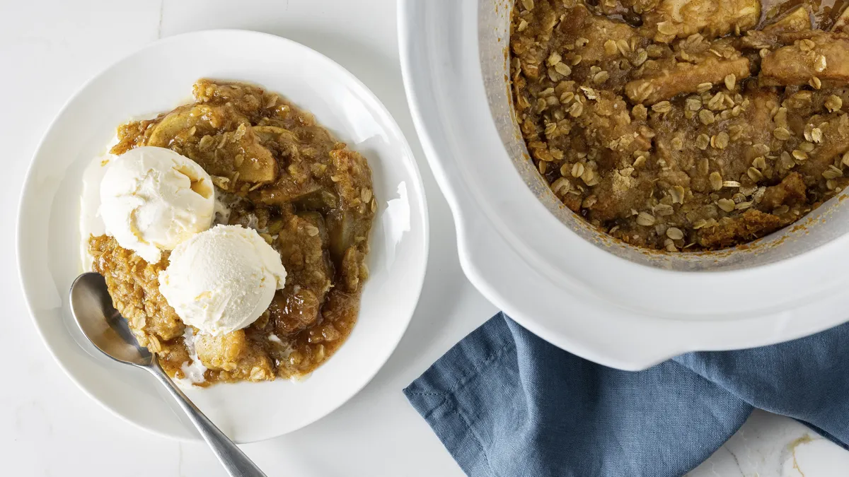 Slow-Cooker Apple Crisp