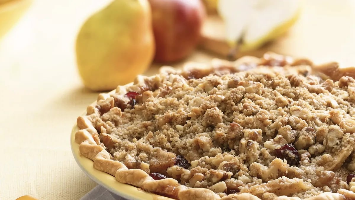 Apple, Pear and Cranberry Pie