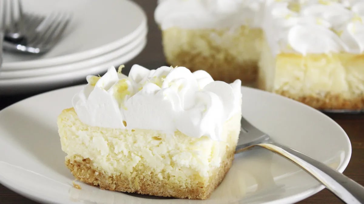 Lemon Cheesecake Squares