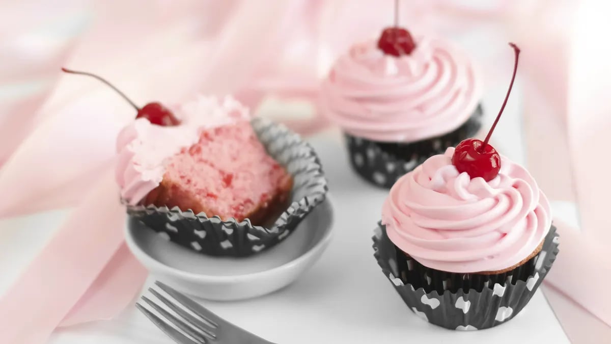 Cheery Cherry Chip Cupcakes