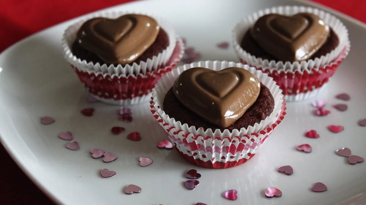 Mini Red Velvet Cookie Cups