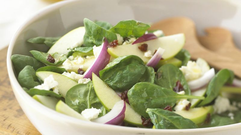 Skinny Tangy Spinach and Apple Salad