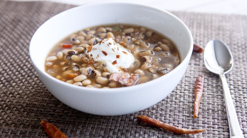 Spicy Slow-Cooker Black-Eyed Peas