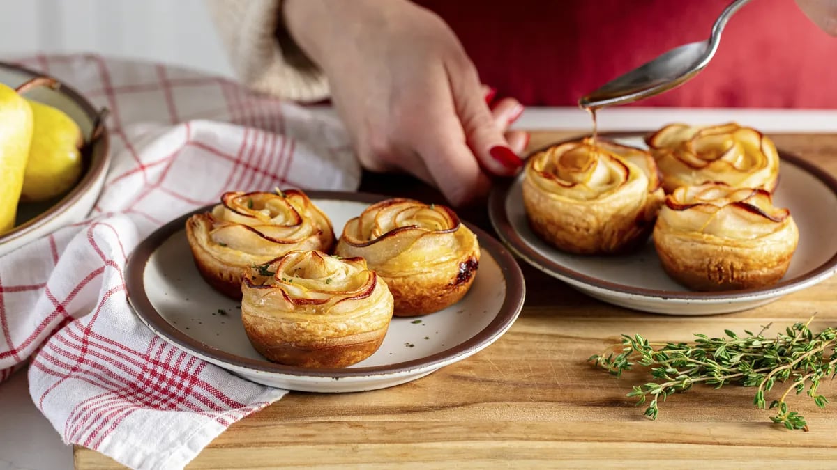 Puff Pastry Pear Roses