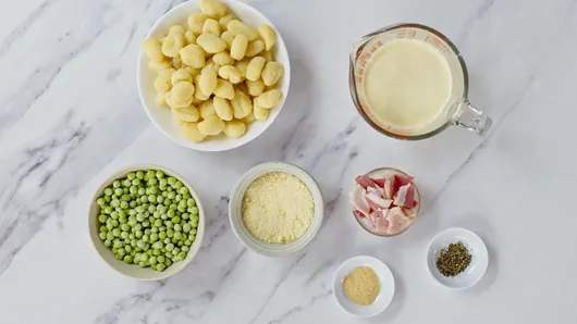 ExtraTextTypeImageMediumUrl