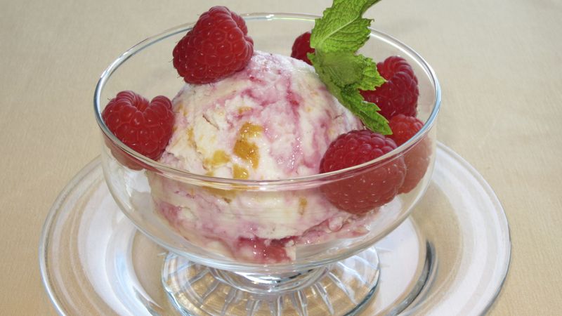 Peach Frozen Yogurt with Raspberry Swirl