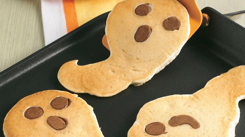 Halloween Ghost Pancakes