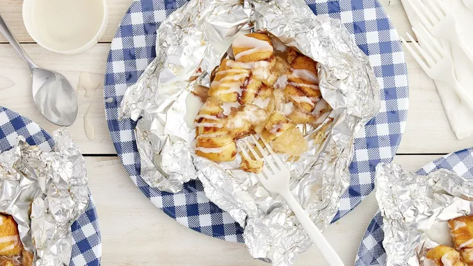Apple Cinnamon Roll Foil Packs