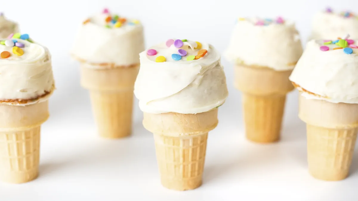 Ice Cream Cone Cakes 