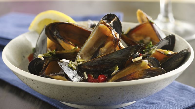 Grilled Mussels with Spanish-Style Vinaigrette