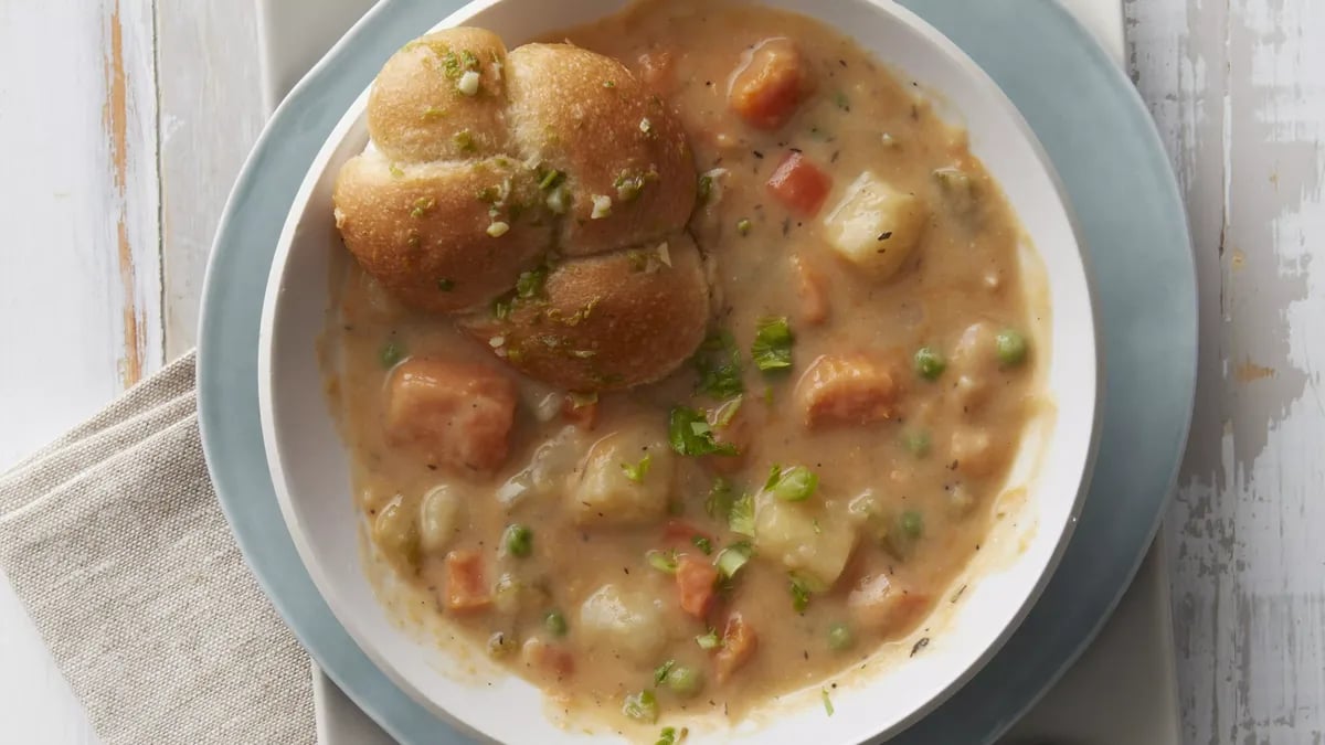 Slow-Cooker Veggie Pot Pie Stew