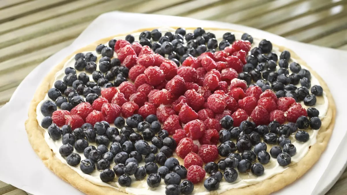 Patriotic Cookie Pizza