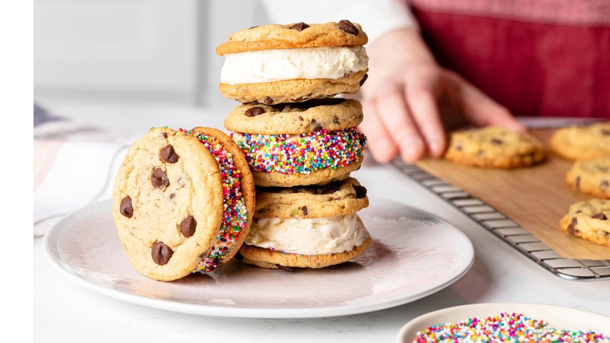 How to Freeze Cookies and Cookie Dough, Easy Baking Tips and Recipes:  Cookies, Breads & Pastries : Food Network