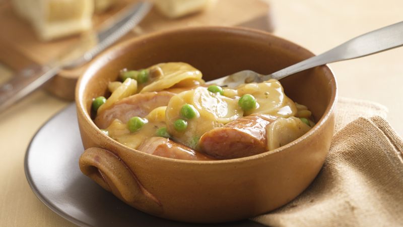 Slow-Cooker Scalloped Potato and Sausage Supper