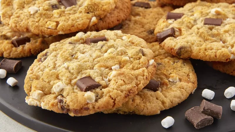 S’mores Chocolate Chip Cookies