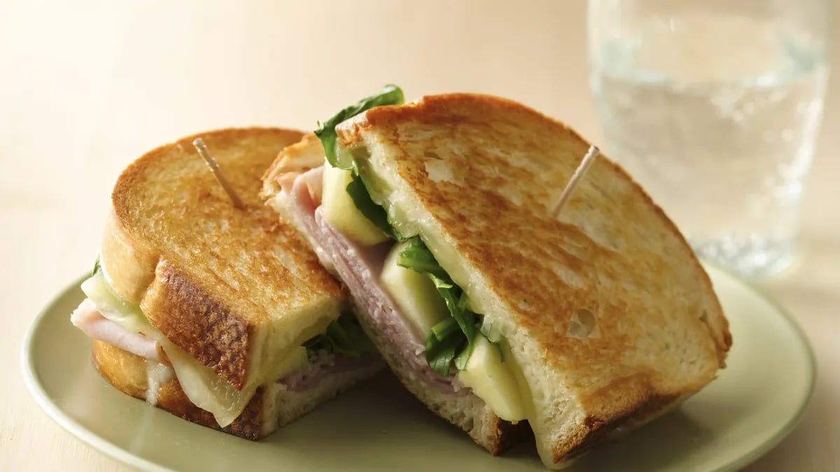 Grilled Ham, Cheese and Apple Sandwiches