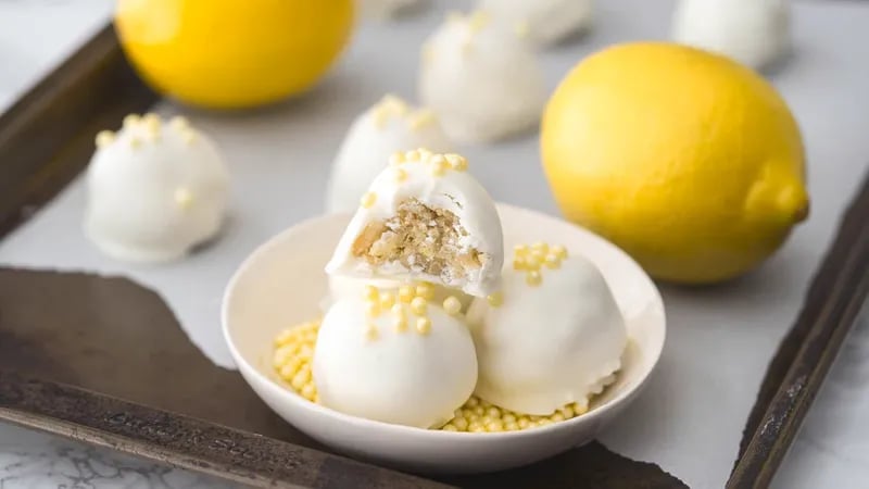 Easy Lemon Cookie Truffles