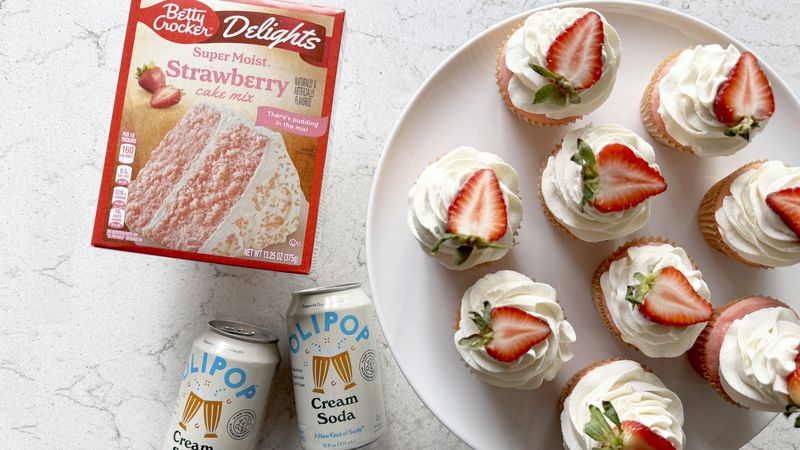 Strawberries and Cream Soda Cupcakes Recipe - BettyCrocker.com