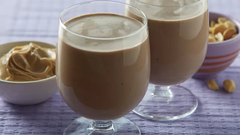 Peanutty Chocolate Banana Smoothies