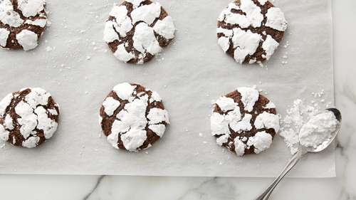 Chocolate Crinkle Cookies