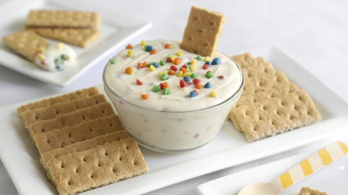 Rainbow Chip Frosting "Dunkaroos"