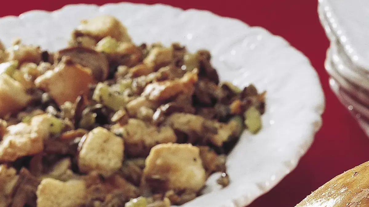 Slow-Cooker Sourdough and Wild Rice Stuffing