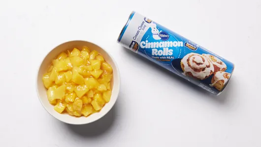 ExtraTextTypeImageMediumUrl