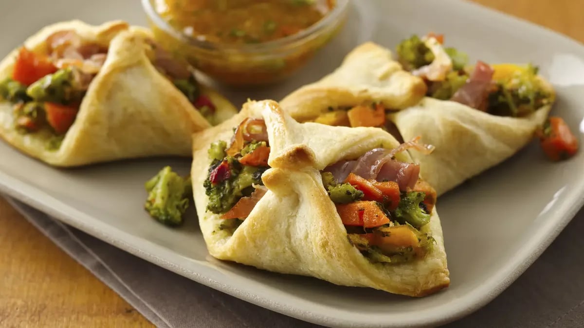 Mini Tuscan Vegetable Wraps