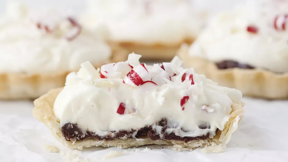 Mini White Chocolate and Peppermint Tarts