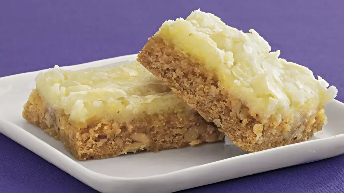 Pecan-Cream Cheese Bars