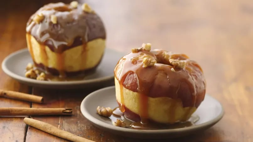 Baked Maple Apples with Caramel Sauce