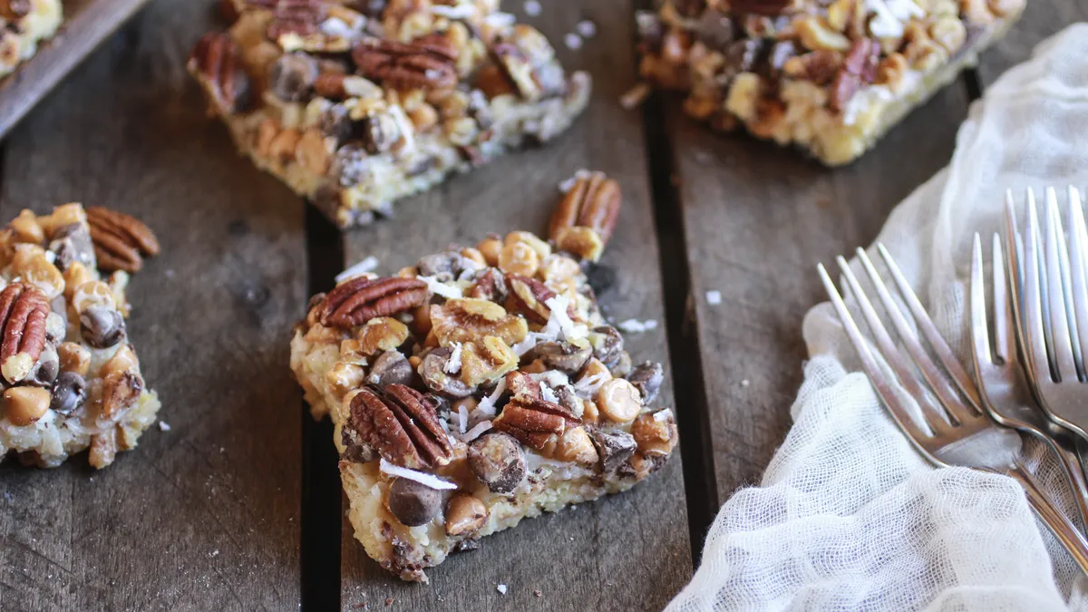 Seven-Layer Velvet-Crumb Bars