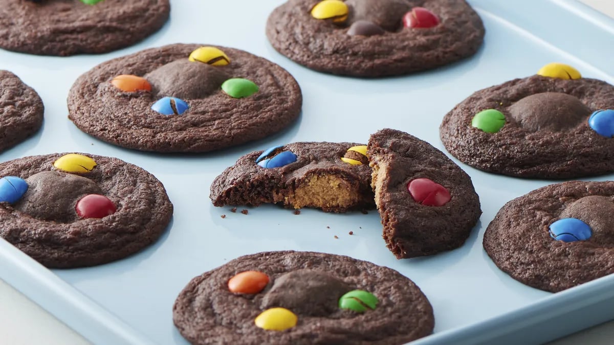 Peanut Butter Cup-Stuffed Brownie Cookies