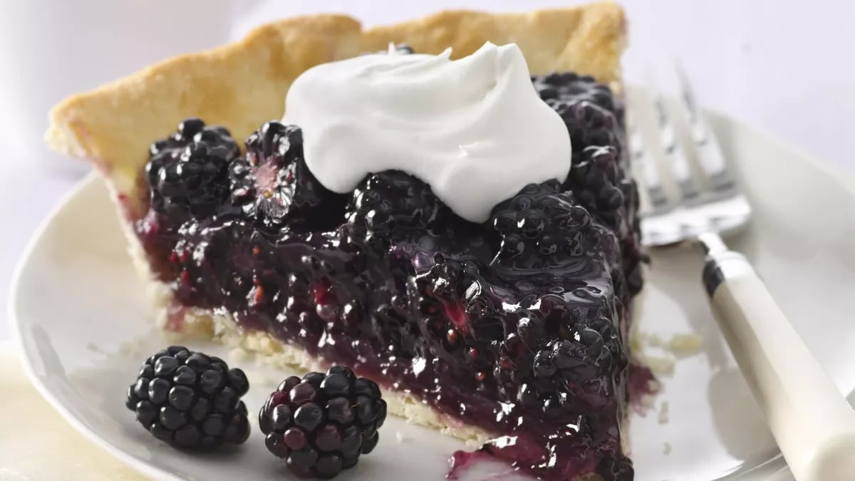 Fresh Blackberry Pie