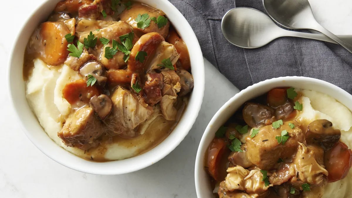 Slow-Cooker Chicken Burgundy Stew